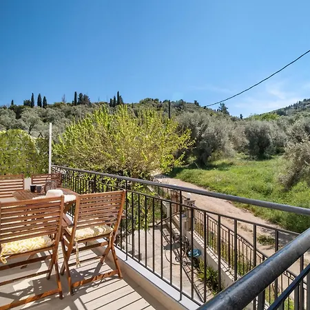 Oceanida Garifalia Country House * Λυγιά